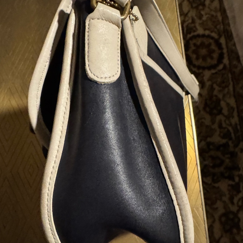 Rare Vintage Navy Blue and Parchment Leather Crossbody Coach Spectator City 9667 - Picture 7 of 13